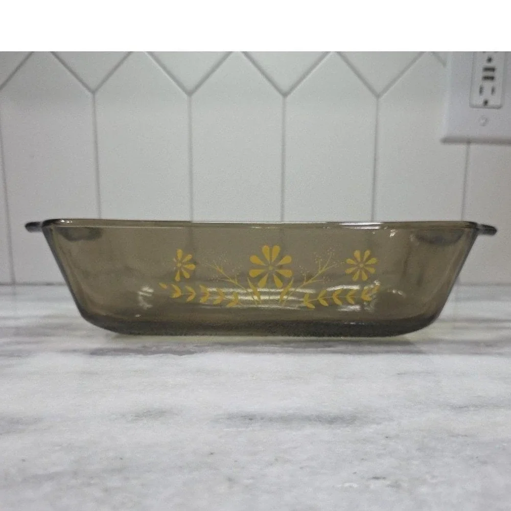 Glasbake Jeanette Smoke Casserole Dish, Vtg‎ Yellow Daisies Design, Kitchenware